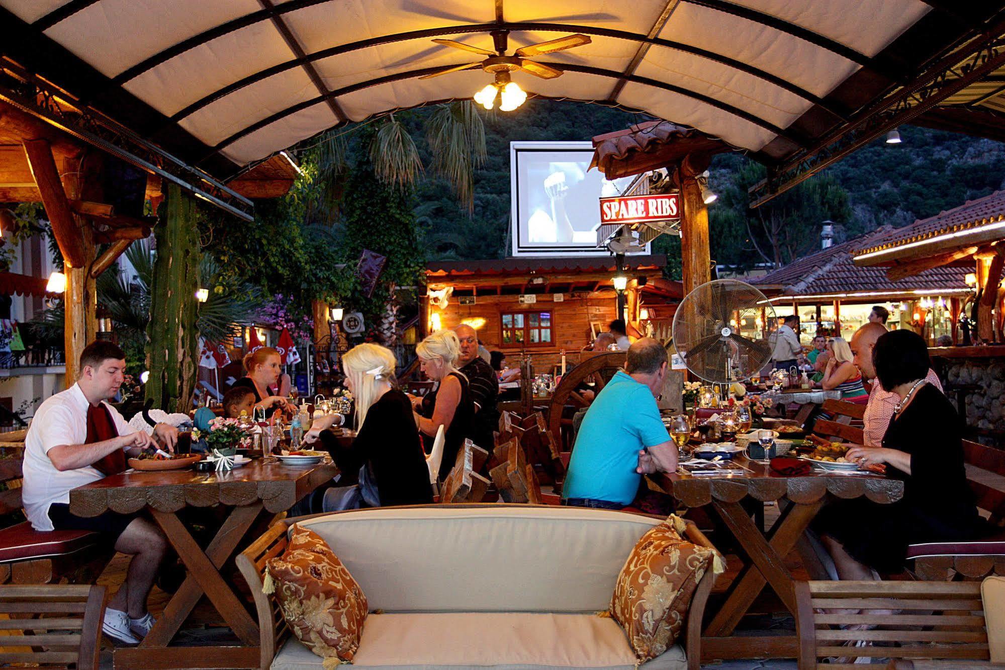 Flying Dutchman Hotel Ολουντενίζ Εξωτερικό φωτογραφία