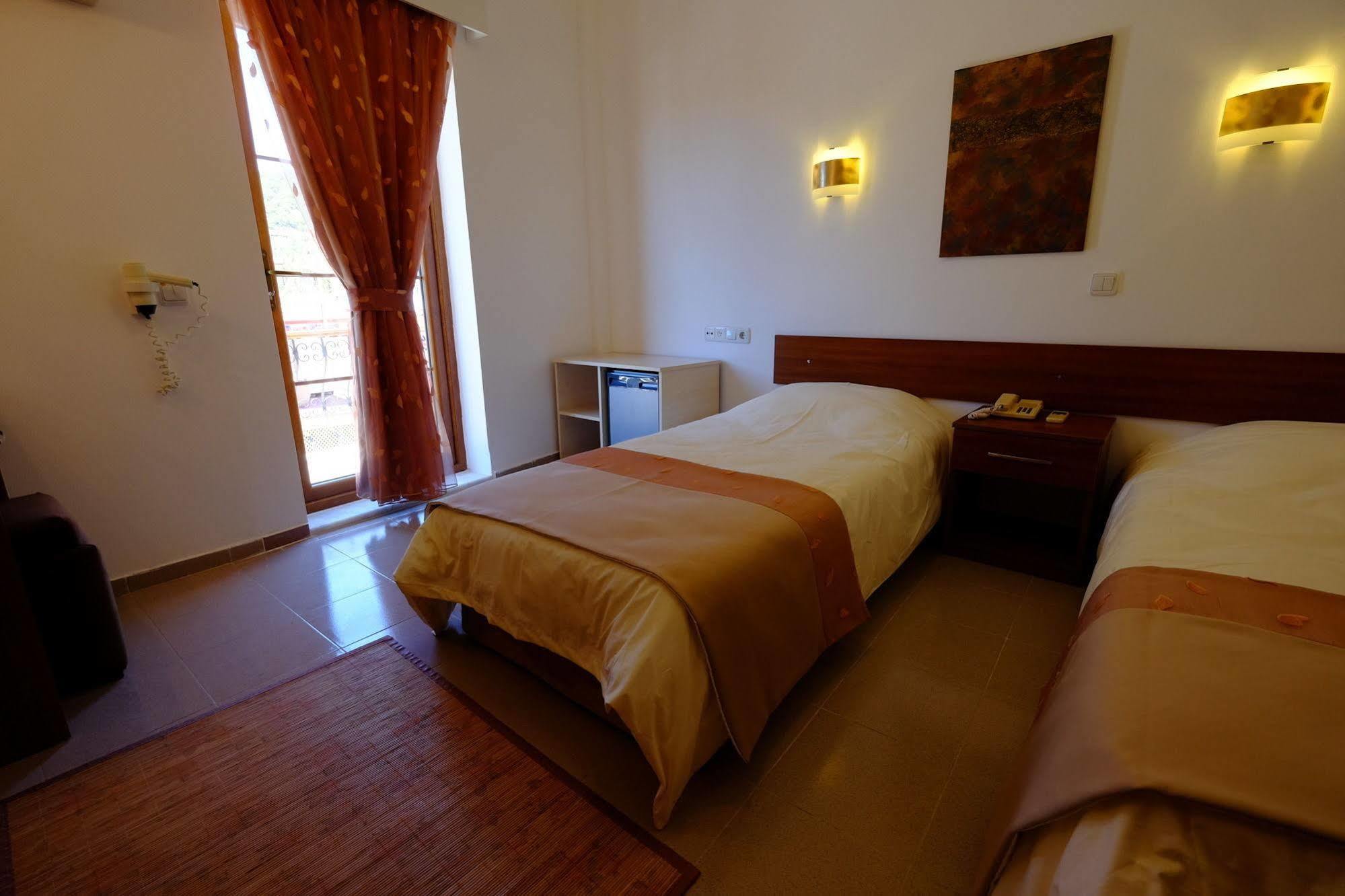 Flying Dutchman Hotel Ολουντενίζ Εξωτερικό φωτογραφία
